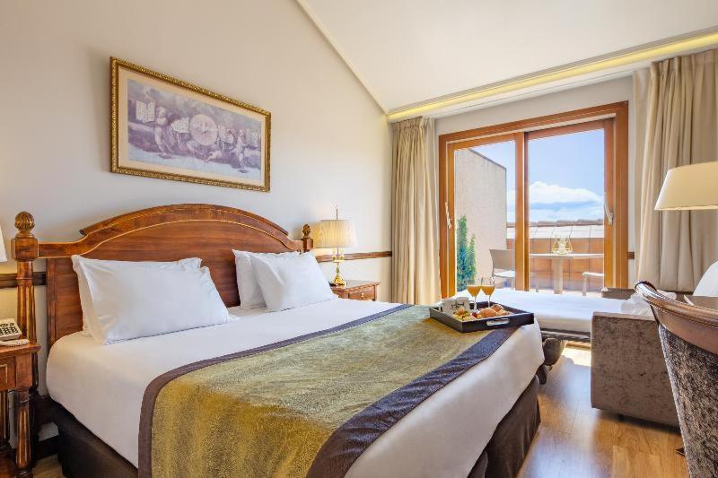 Hotel Exe Reina Isabel Avila Room photo
